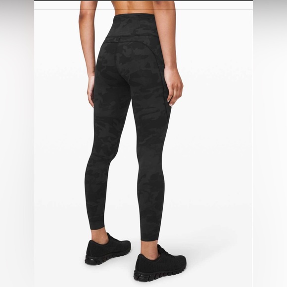 Lululemon Womens Size 2 Fast Free Tight II 25" Non-Reflective Nulux Gray Camo - Picture 2 of 16